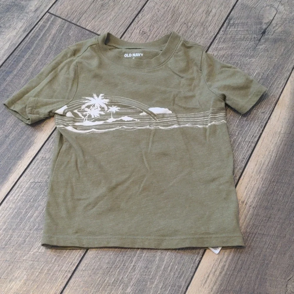 Palm Tree T- Shirt 4T